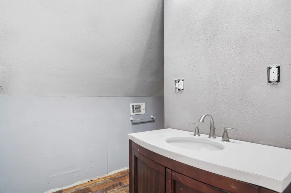 1106 Hcr 1414 Covington, TX 76636