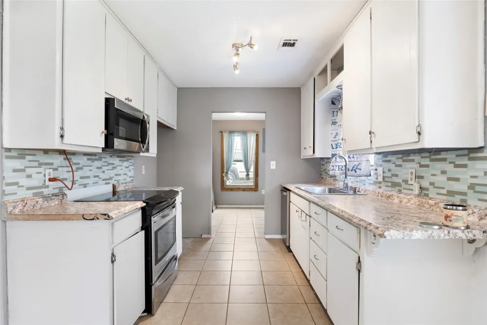 1106 Hcr 1414 Covington, TX 76636