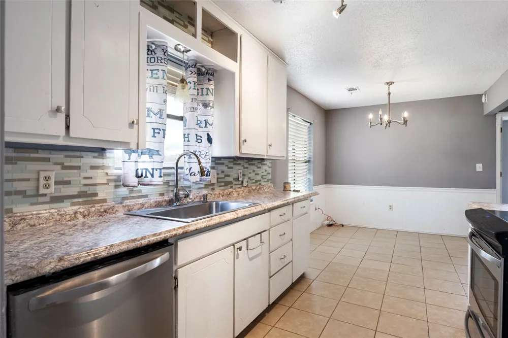1106 Hcr 1414 Covington, TX 76636
