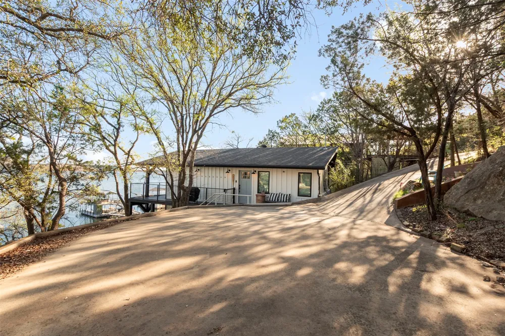 2179 Trail Ridge Rd 2 Graford, TX 76449