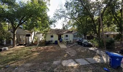 3007 Dupont Street
