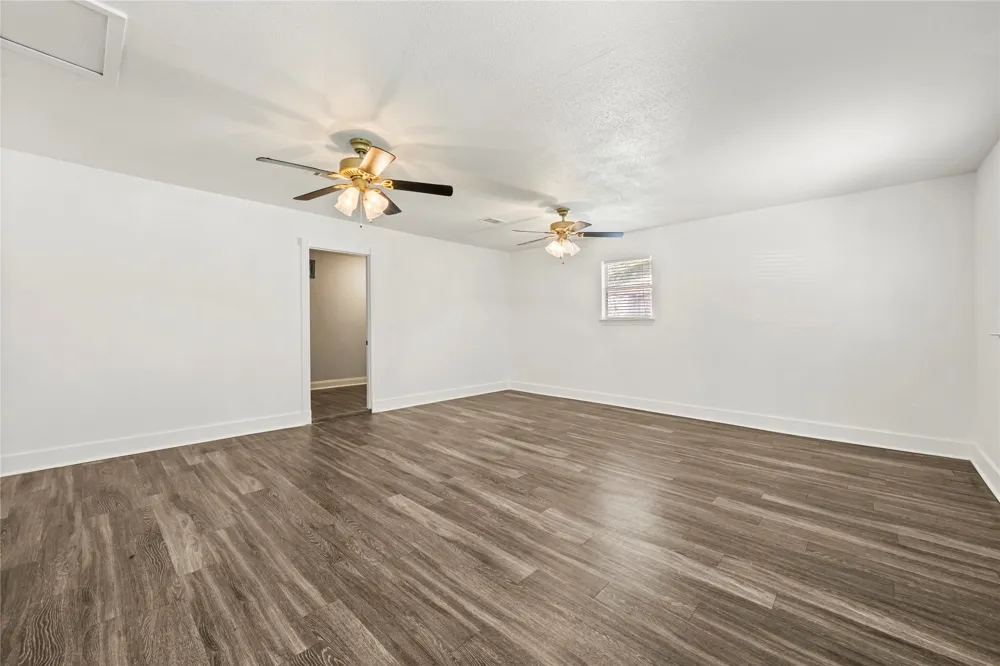 104 E Santa Anna Drive Robinson, TX 76706