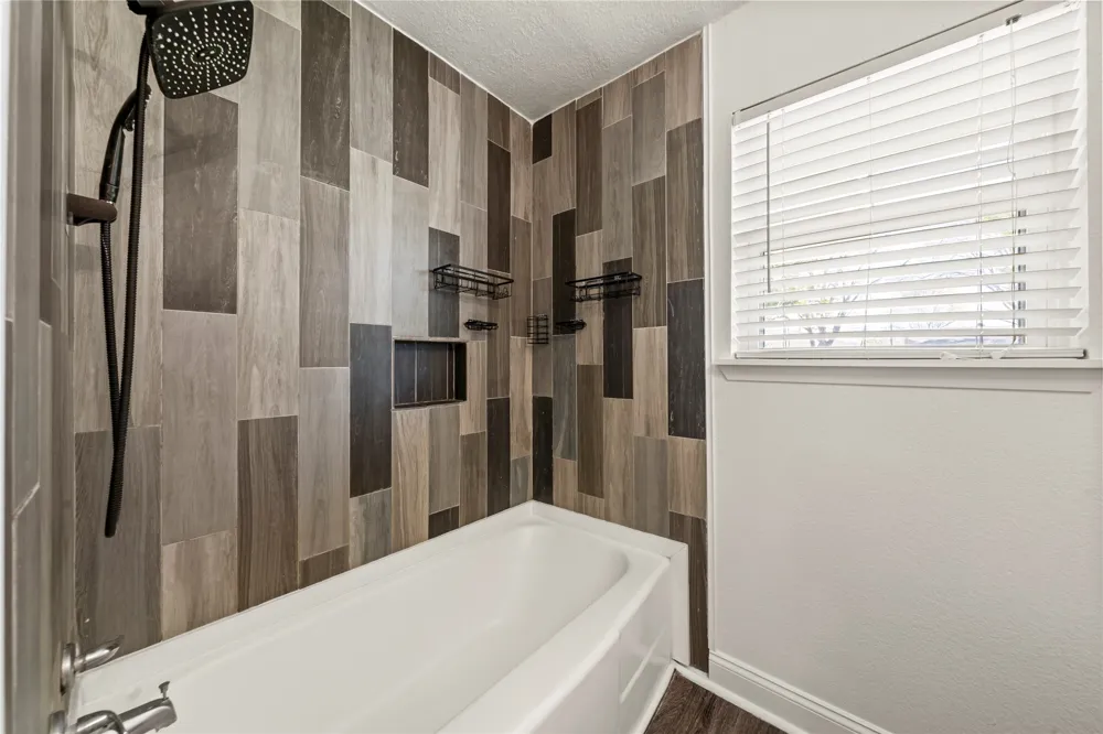 104 E Santa Anna Drive Robinson, TX 76706