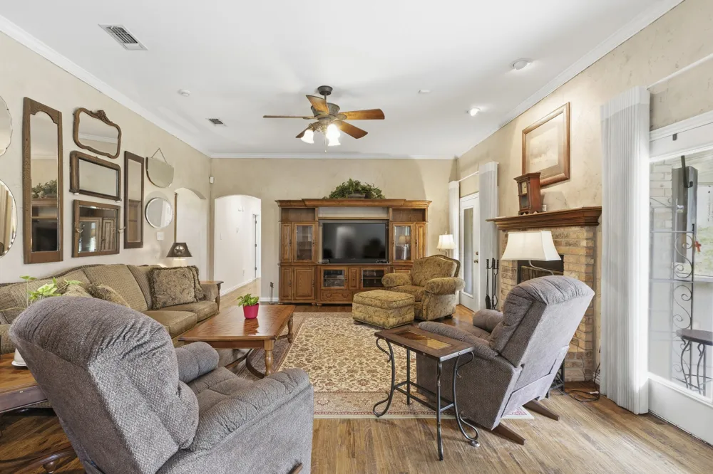 6675 County Road 2560 Quinlan, TX 75474