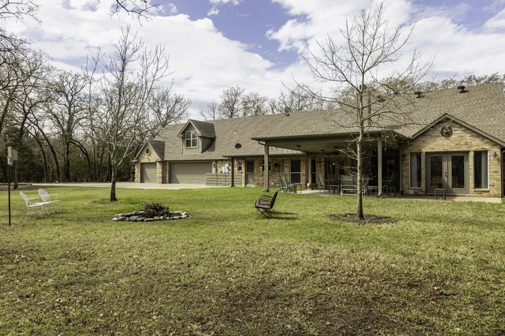 6675 County Road 2560 Quinlan, TX 75474