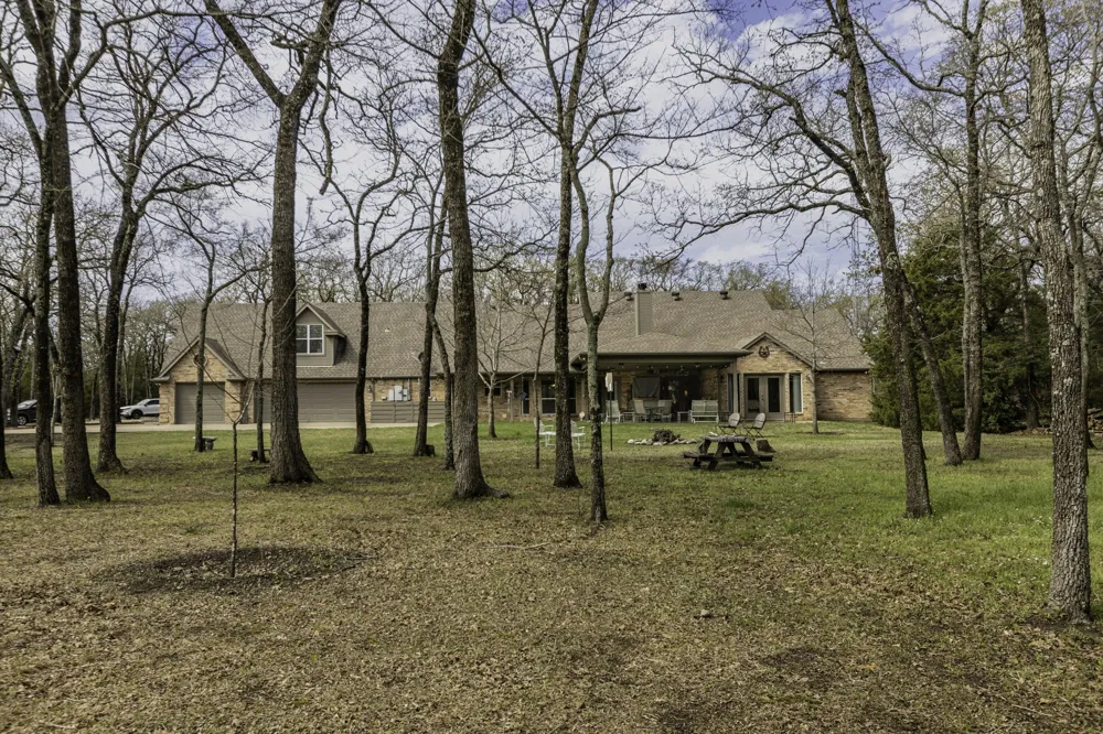 6675 County Road 2560 Quinlan, TX 75474
