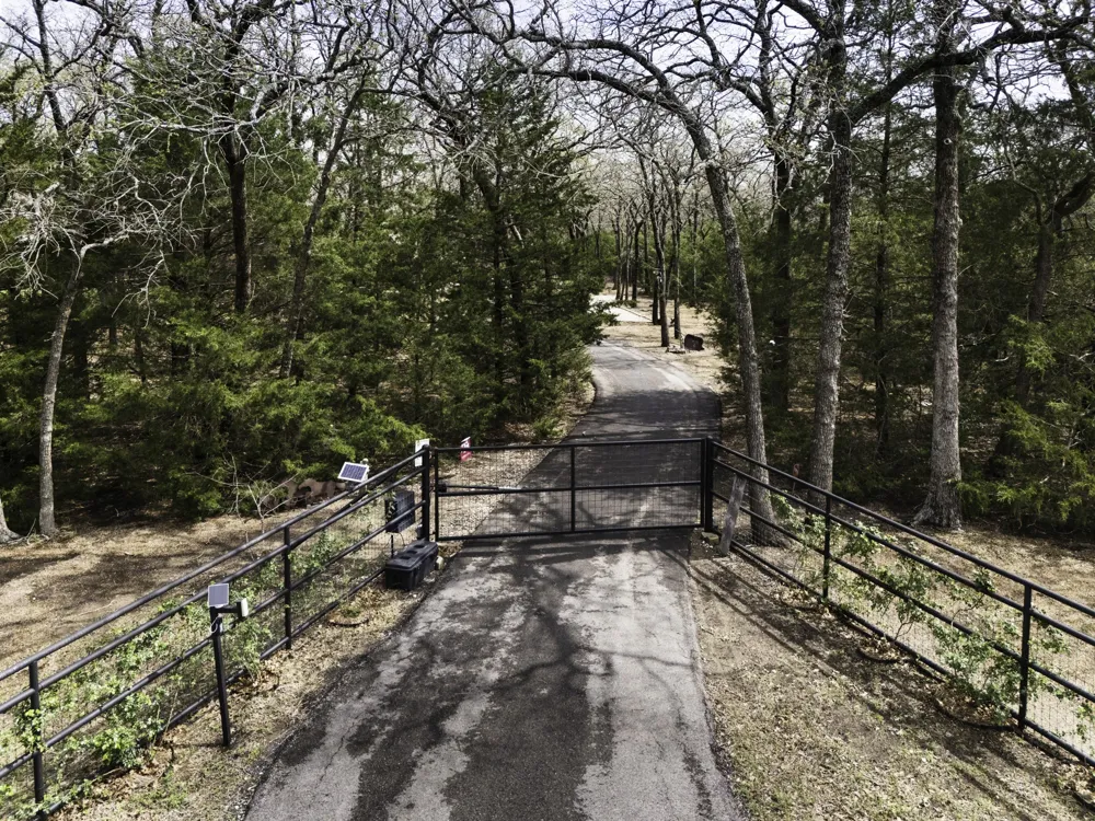 6675 County Road 2560 Quinlan, TX 75474