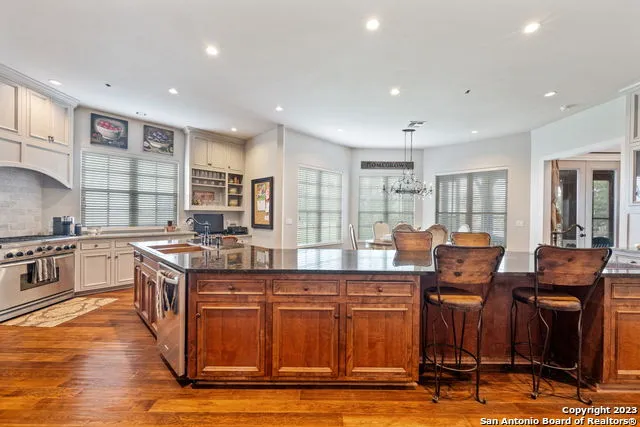2538 COUNTY ROAD 223 Floresville, TX 78114