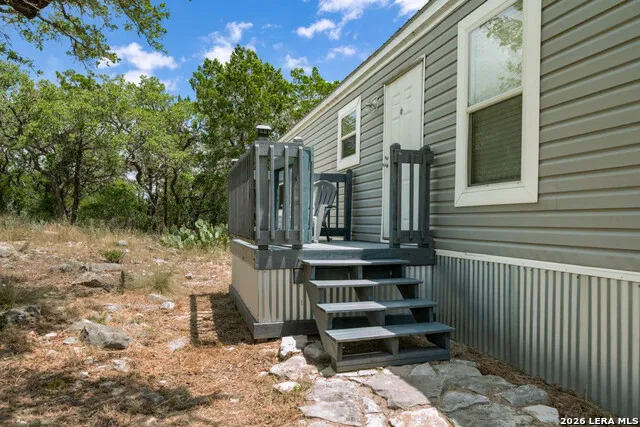 916 private road 2532 Mico, TX 78056