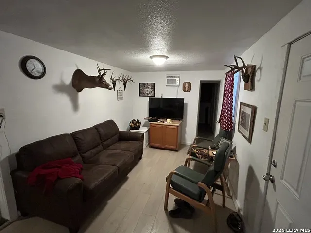 111 SD 58500 Del Rio, TX 78840