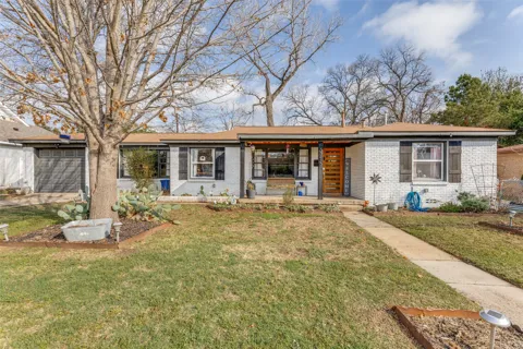 5716 Tracyne Drive