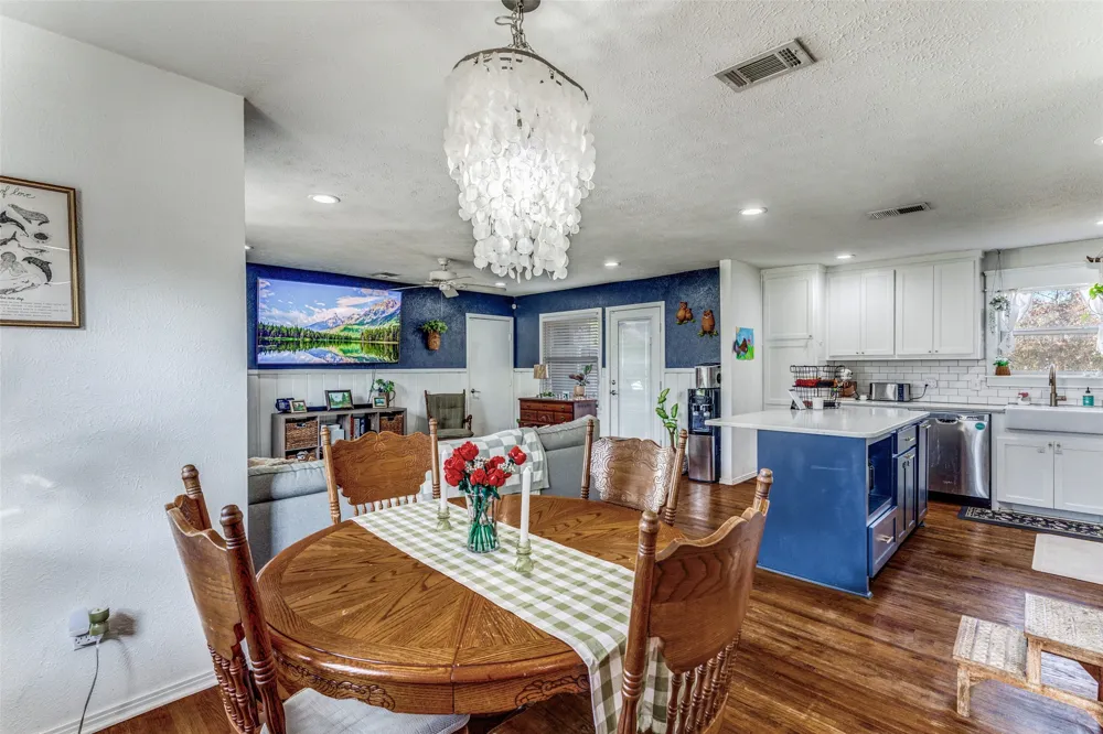 5716 Tracyne Drive Westworth Village, TX 76114