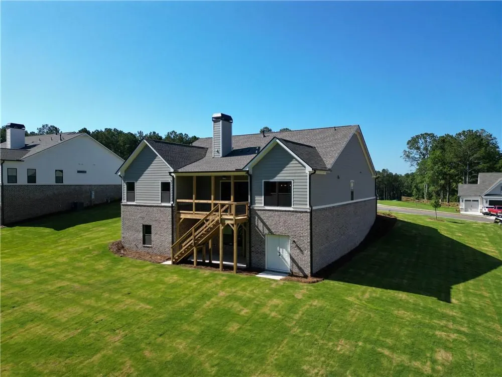 87 River Ridge Walk Monroe, GA 30656