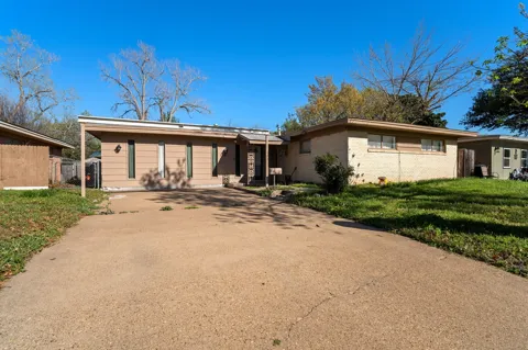 1716 John Smith Drive