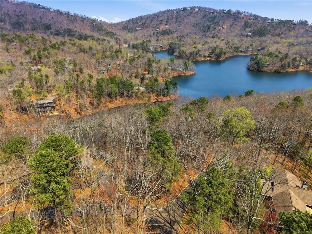 1150 Swallow Point Big Canoe, GA 30143