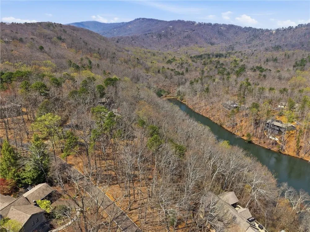 1150 Swallow Point Big Canoe, GA 30143