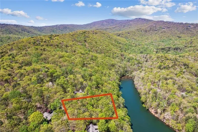 1150 Swallow Point Big Canoe, GA 30143