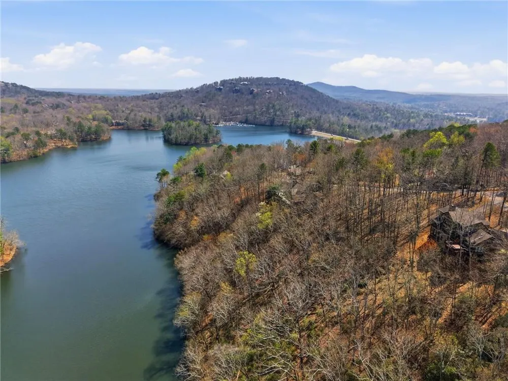1150 Swallow Point Big Canoe, GA 30143