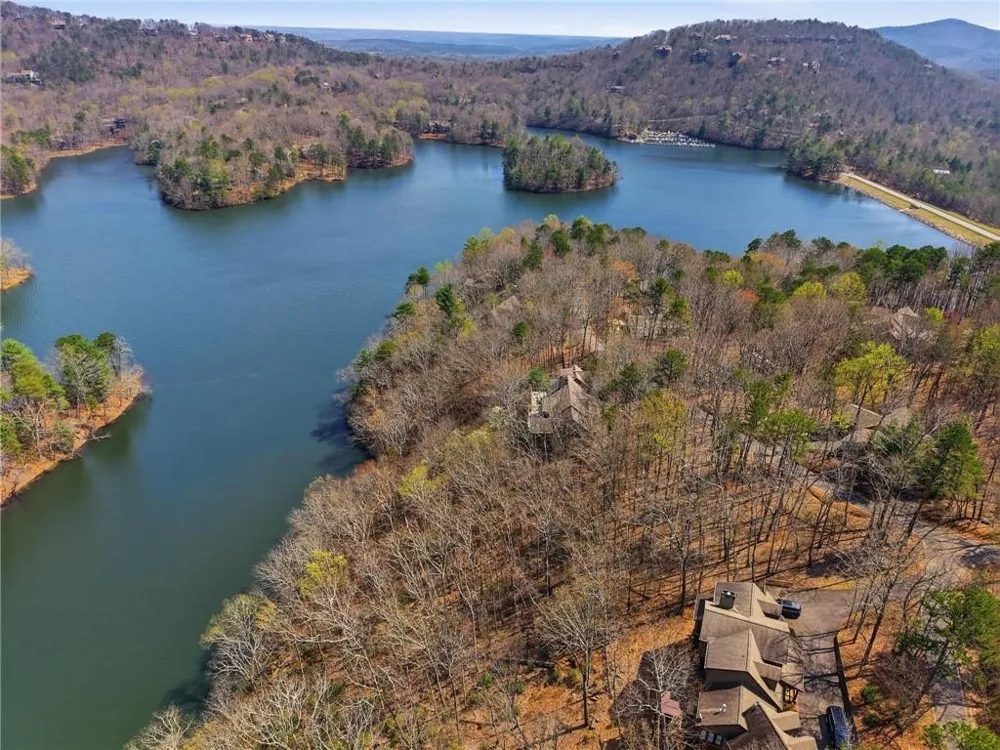 1150 Swallow Point Big Canoe, GA 30143