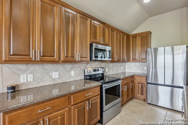 3035 Mustang Meadow Seguin, TX 78155