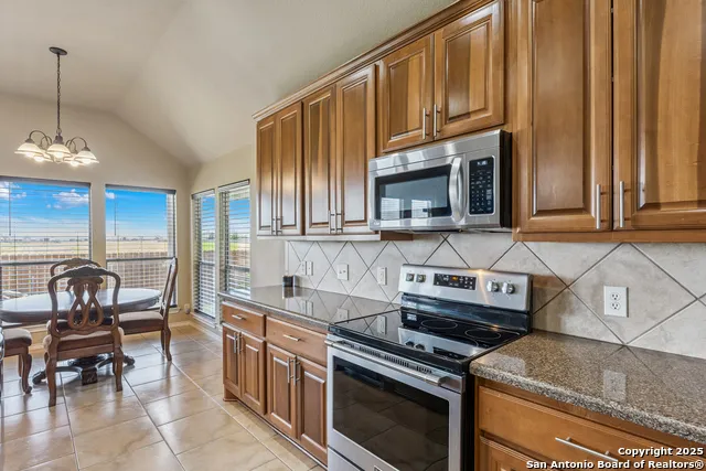 3035 Mustang Meadow Seguin, TX 78155