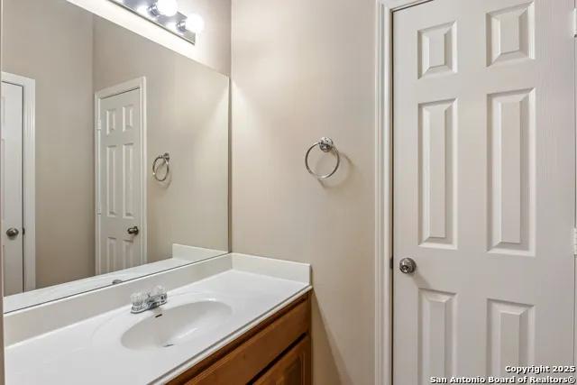 3035 Mustang Meadow Seguin, TX 78155