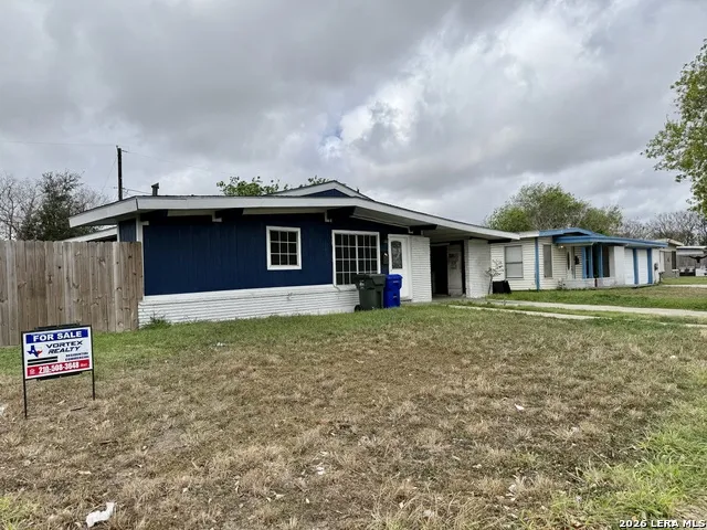 3925 Marion Corpus Christi, TX 78415