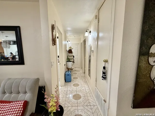 223 Zabra San Antonio, TX 78227