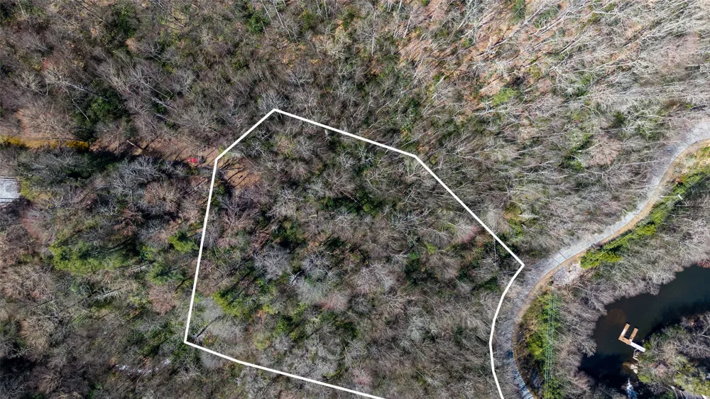 6 Norton Road Cashiers, NC 28717