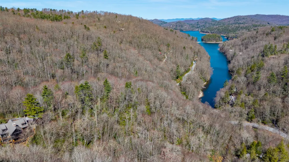 6 Norton Road Cashiers, NC 28717