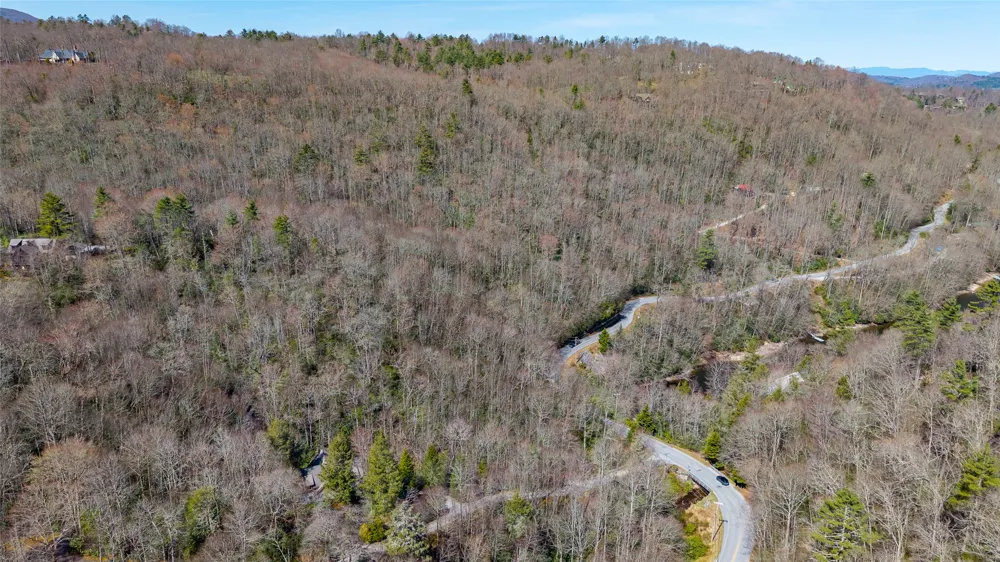 6 Norton Road Cashiers, NC 28717