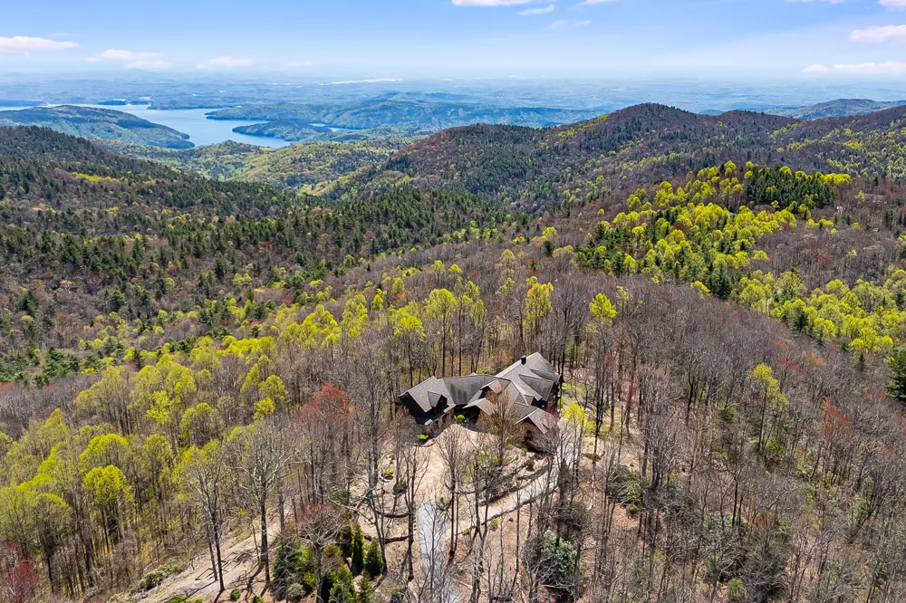 951 Whitewater Ridge Road Sapphire, NC 28774
