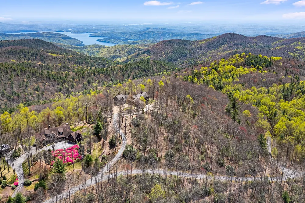 951 Whitewater Ridge Road Sapphire, NC 28774