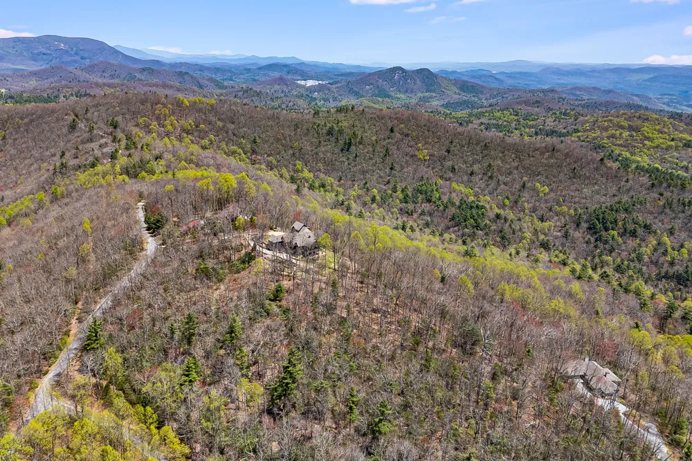 951 Whitewater Ridge Road Sapphire, NC 28774