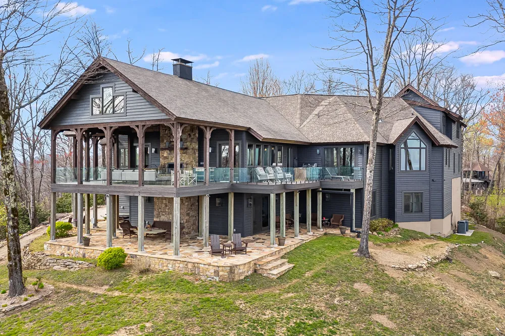 951 Whitewater Ridge Road Sapphire, NC 28774