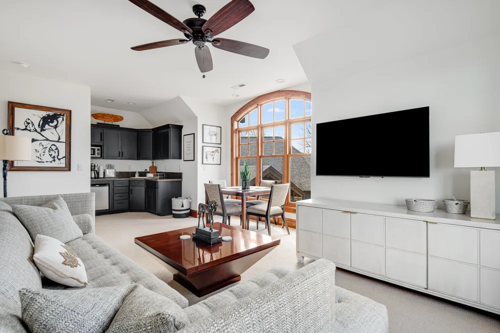 951 Whitewater Ridge Road Sapphire, NC 28774