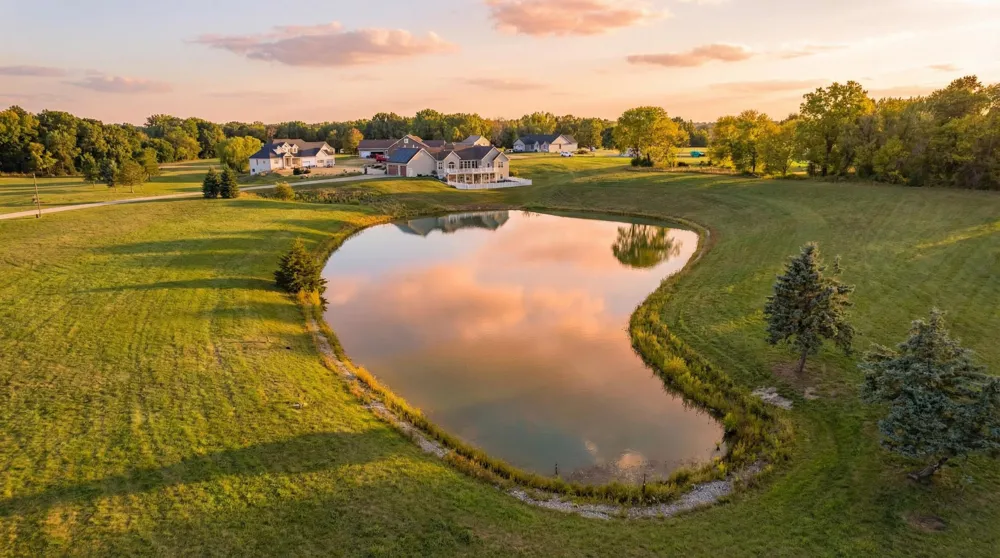 4823 Thompson Heights Drive Adrian, MI 49221