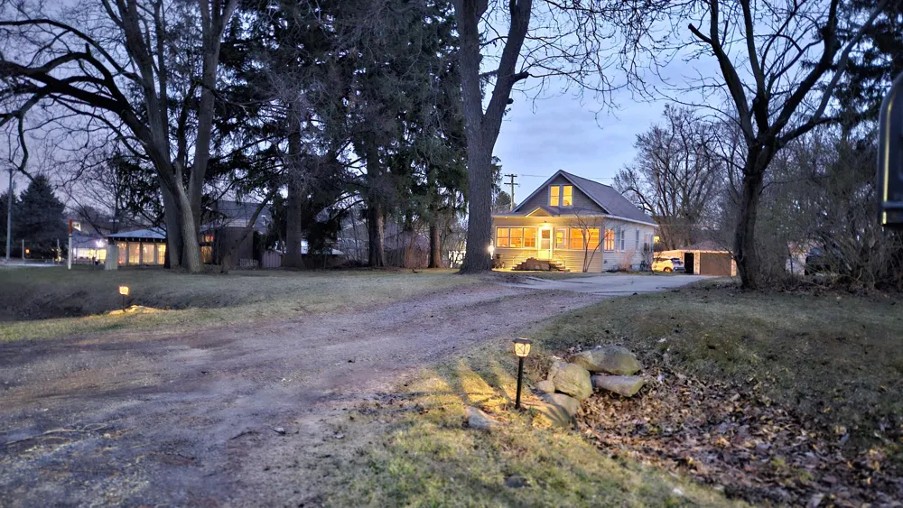 57751 Grand River Avenue New Hudson, MI 48165