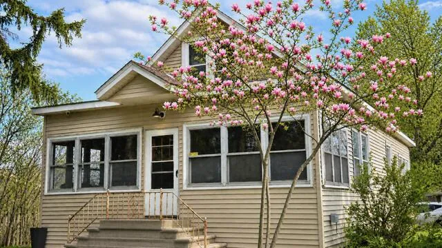 57751 Grand River Avenue New Hudson, MI 48165