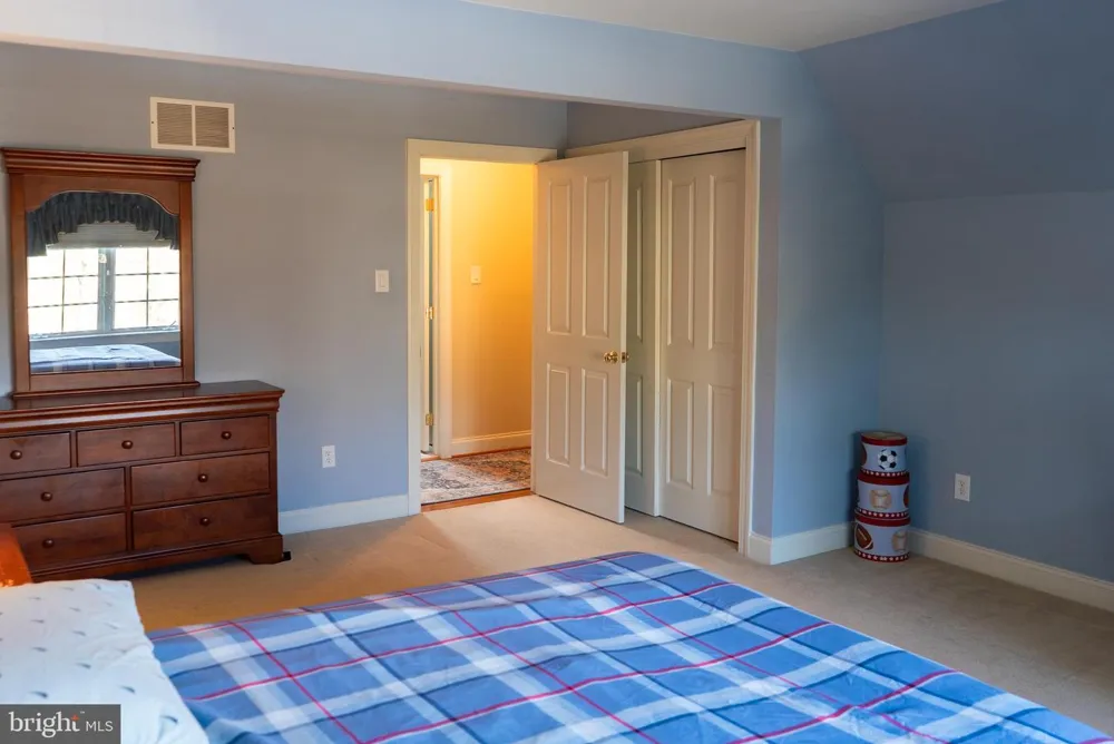 1160 JEFFERSON LANE Huntingdon Valley, PA 19006