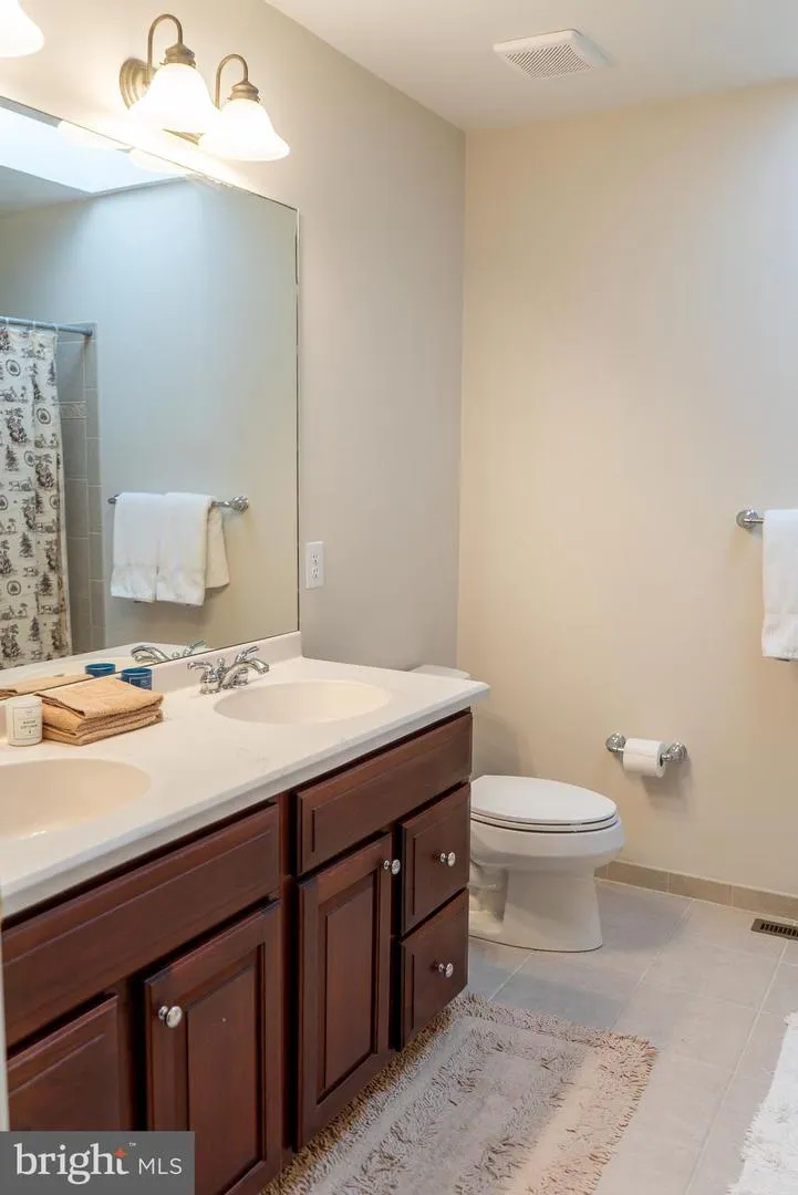 1160 JEFFERSON LANE Huntingdon Valley, PA 19006