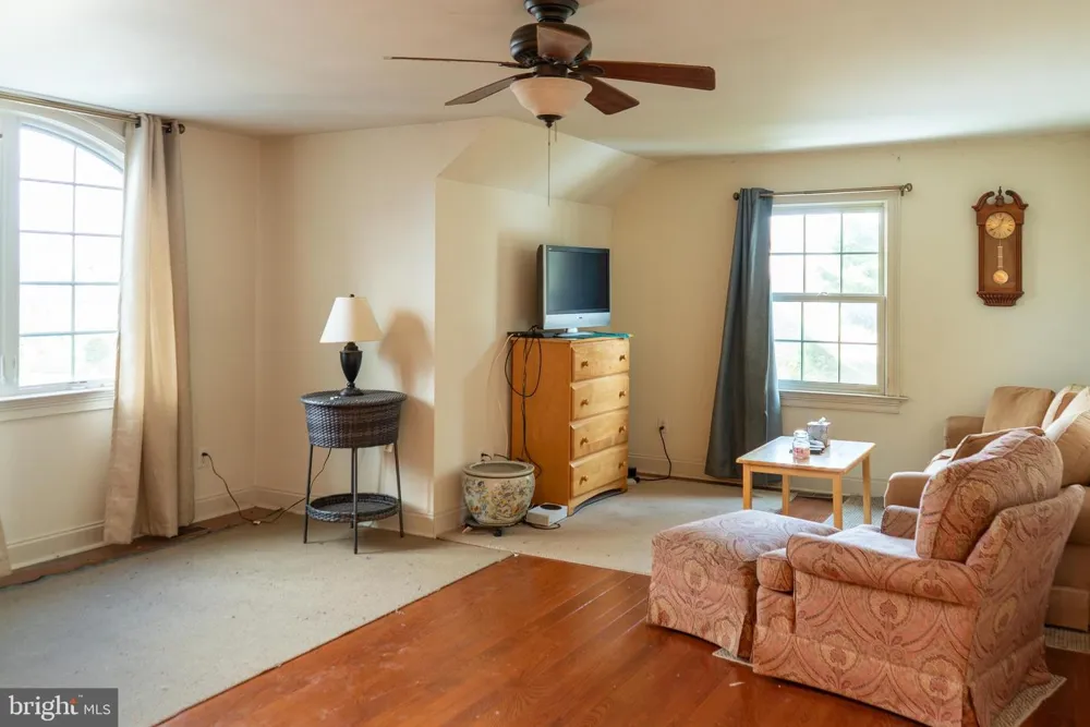 1160 JEFFERSON LANE Huntingdon Valley, PA 19006