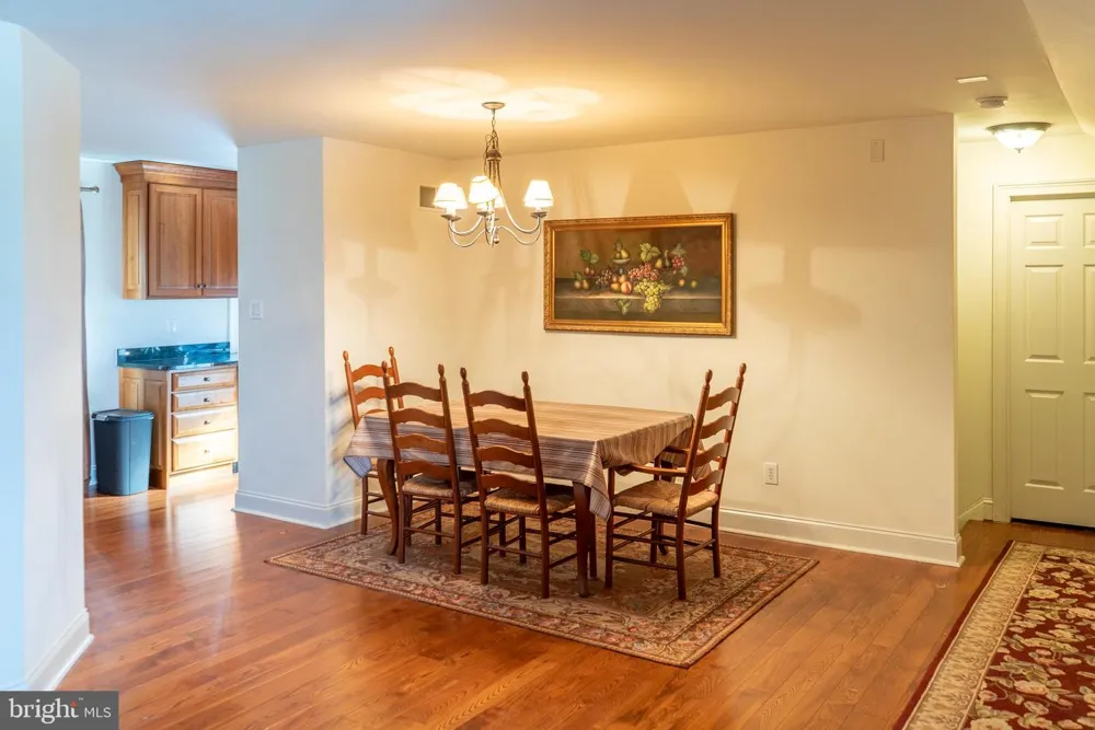 1160 JEFFERSON LANE Huntingdon Valley, PA 19006