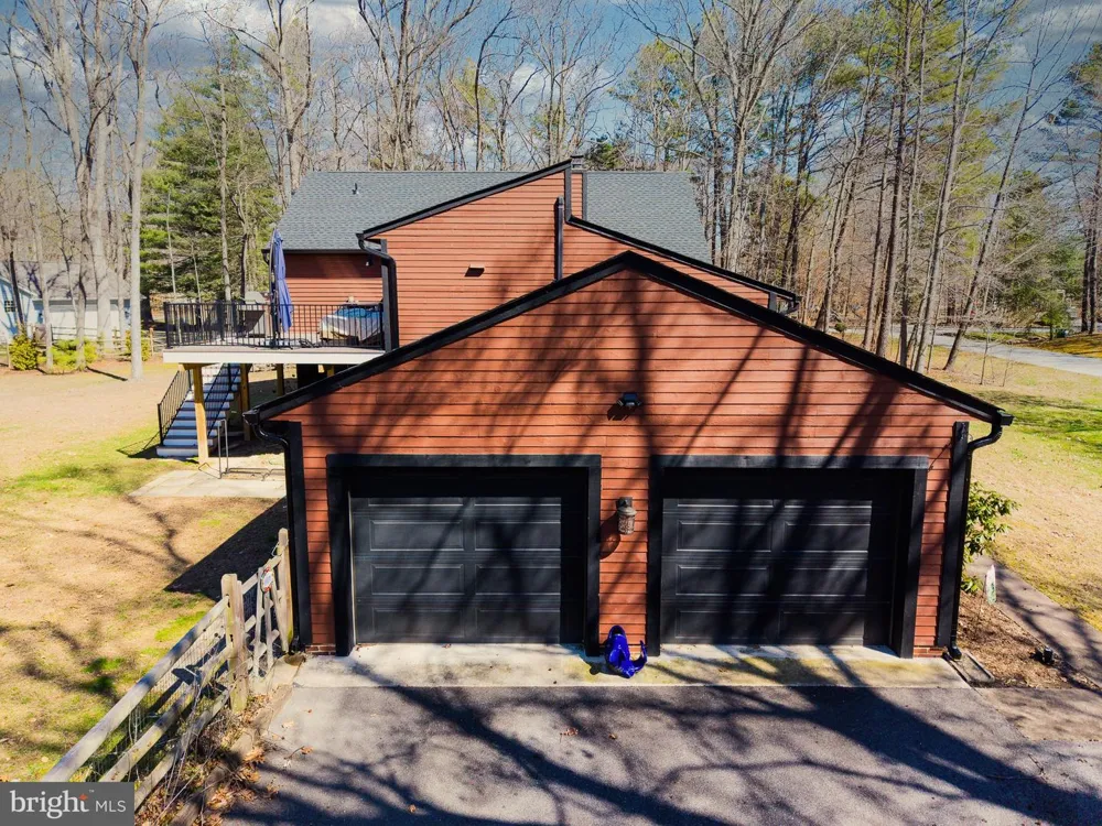 1 BUNKER Grasonville, MD 21638