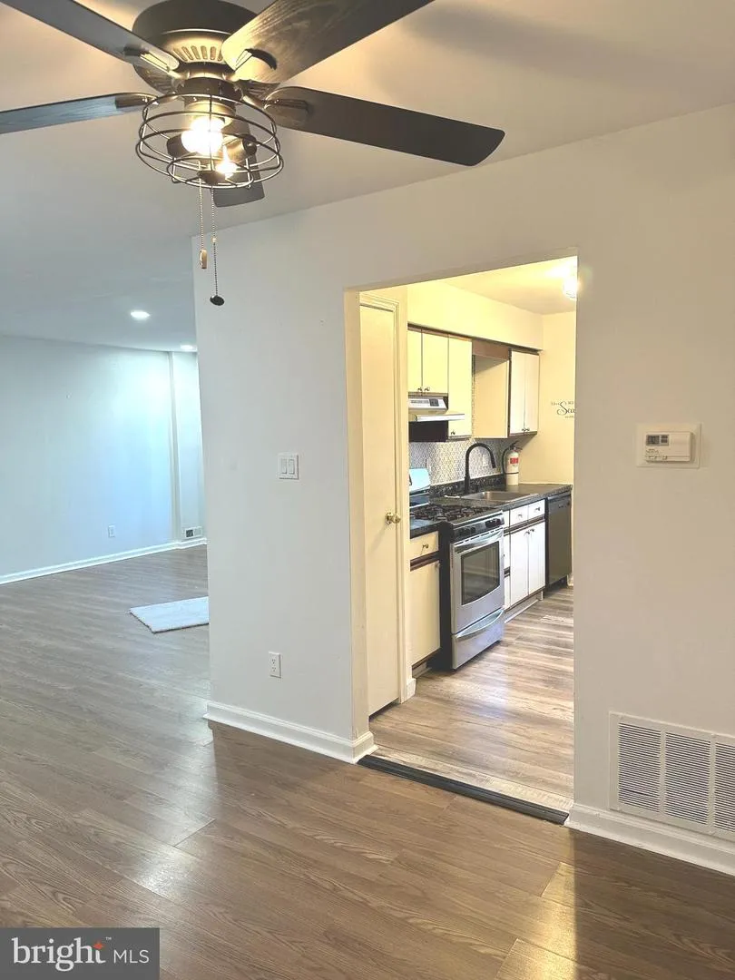 2176 HARBOUR DRIVE Palmyra, NJ 08065