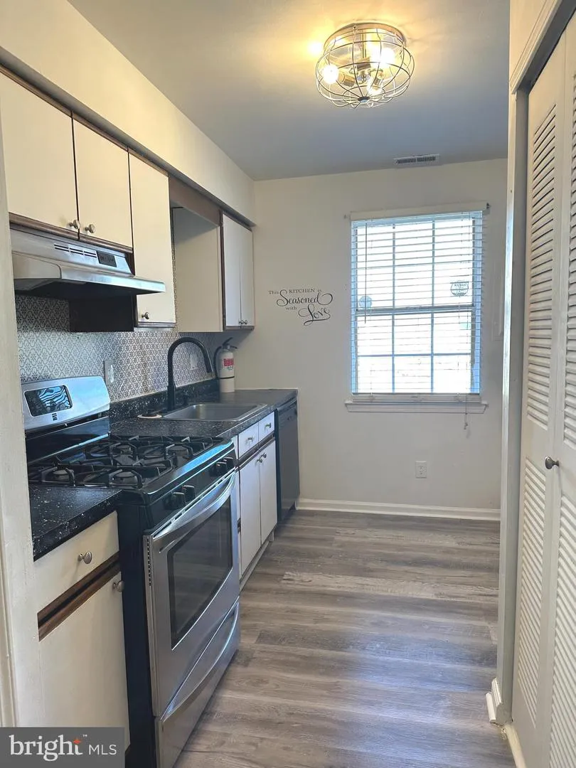 2176 HARBOUR DRIVE Palmyra, NJ 08065
