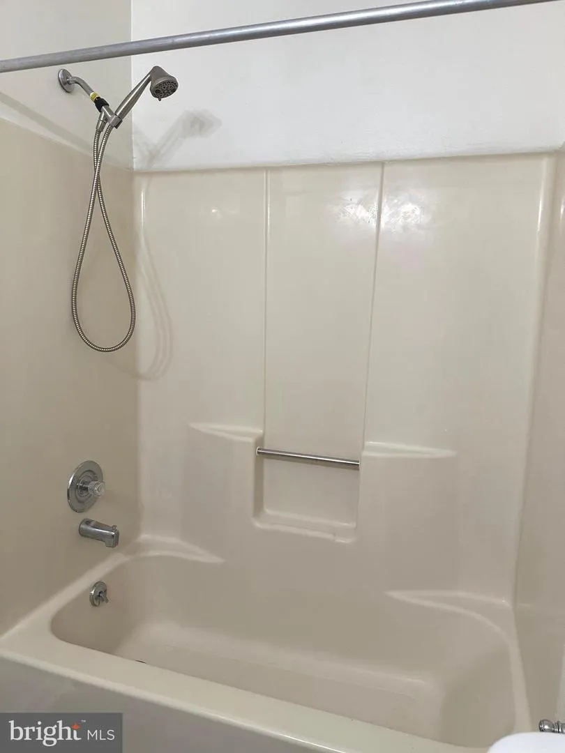 2176 HARBOUR DRIVE Palmyra, NJ 08065