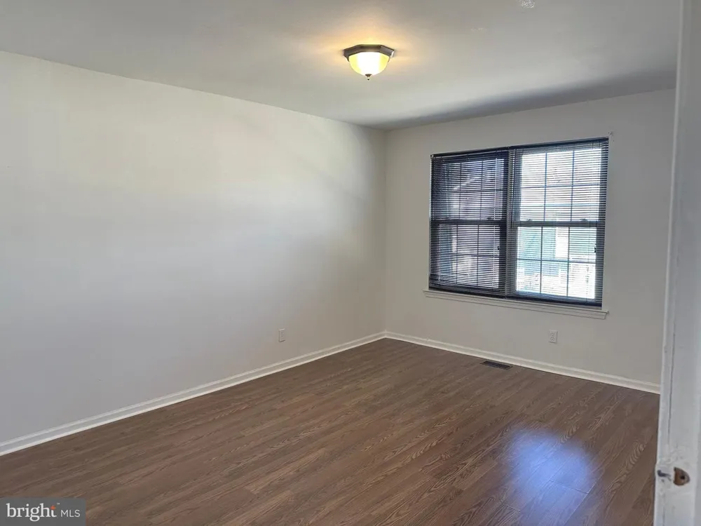 2176 HARBOUR DRIVE Palmyra, NJ 08065