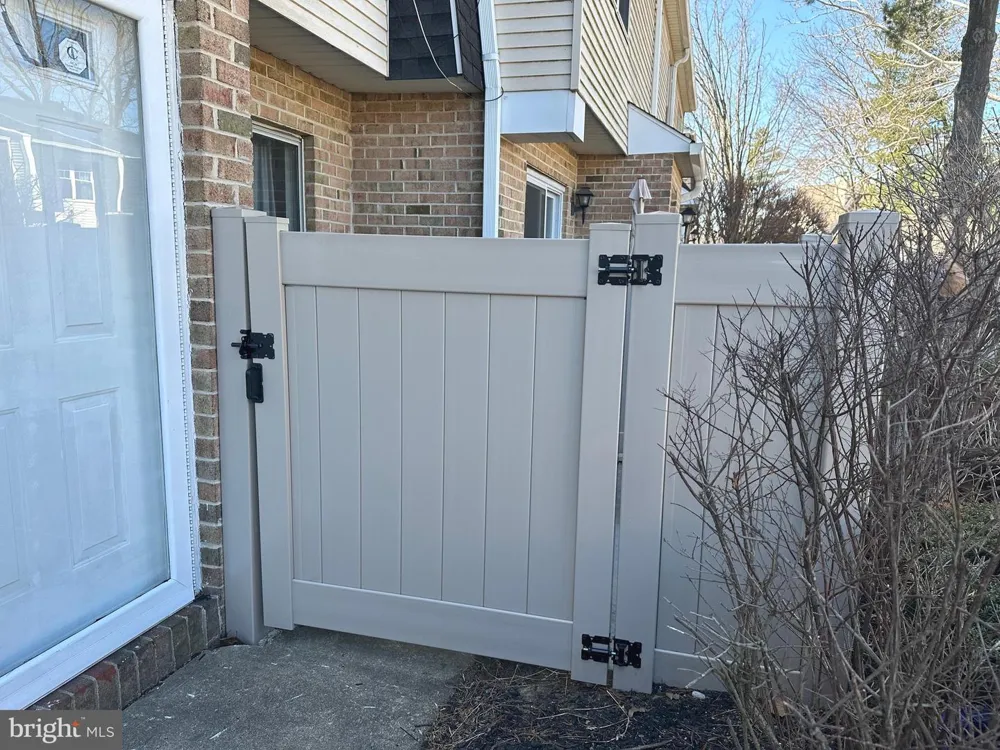 2176 HARBOUR DRIVE Palmyra, NJ 08065