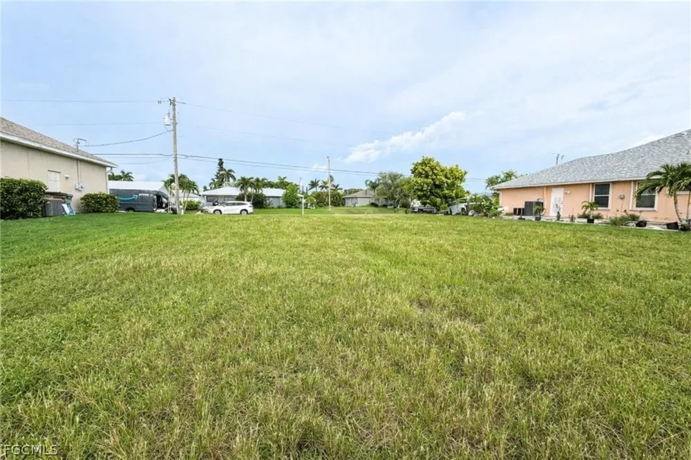 SW 1st Place Cape Coral, FL 33914